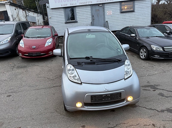 Mitsubishi i-Miev 2 of 14