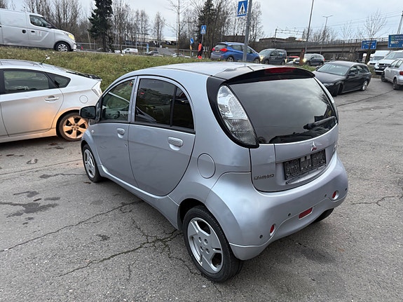 Mitsubishi i-Miev 5 of 14