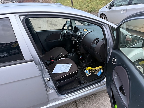 Mitsubishi i-Miev 10 of 14