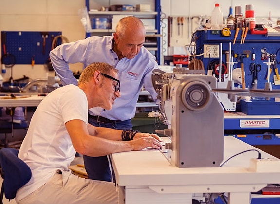 testsying av industrisymaskin