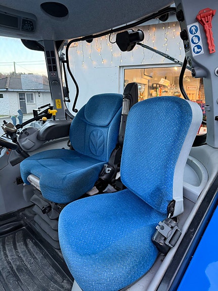 New Holland T6020 2010, kr 425 000,-