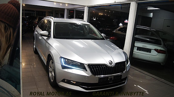 Skoda Superb 3 of 5