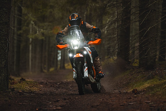 KTM 390 Adventure R - SUPREMELY CAPABLE 12 of 20