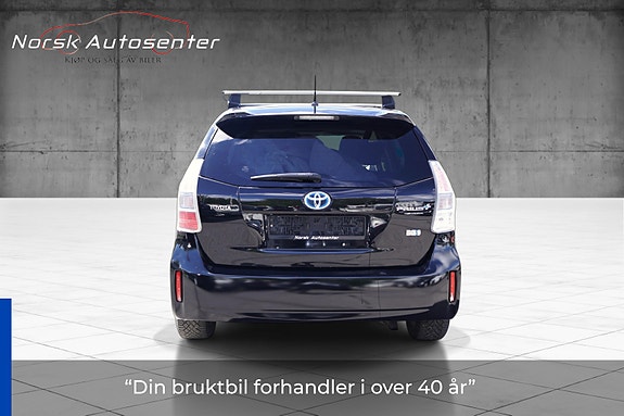 Toyota Prius+ Seven 6 of 30