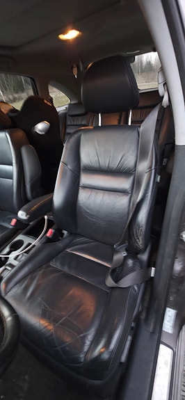 Honda CR-V 10 of 16