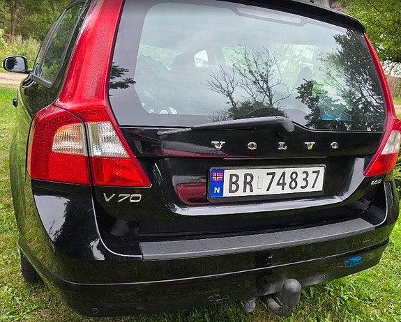 Volvo V70 5 of 20