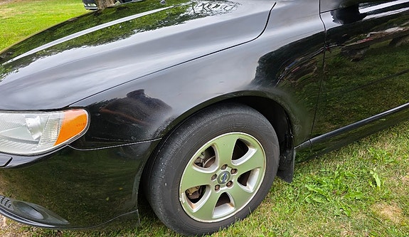 Volvo V70 2 of 20
