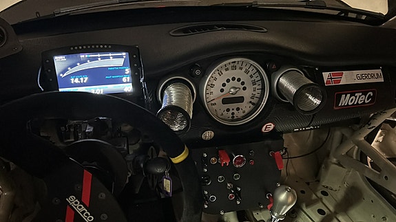 MINI Cooper S 17 of 27