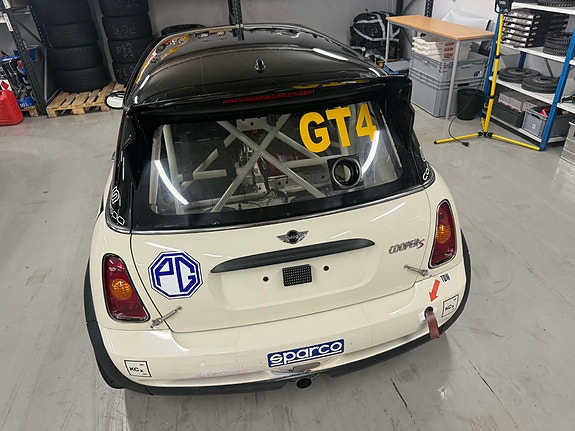 MINI Cooper S 26 of 27