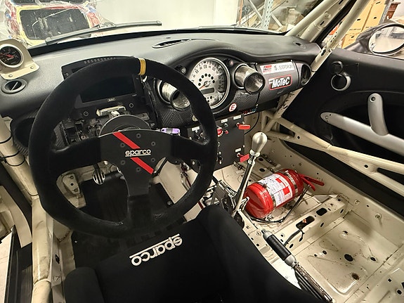 MINI Cooper S 7 of 27