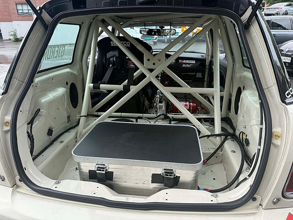 MINI Cooper S 19 of 27
