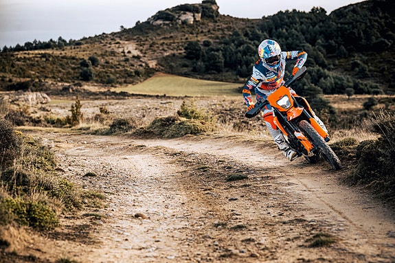 KTM 125 Enduro R – KEEP YOUR INNER CHILD WILD 4 of 11