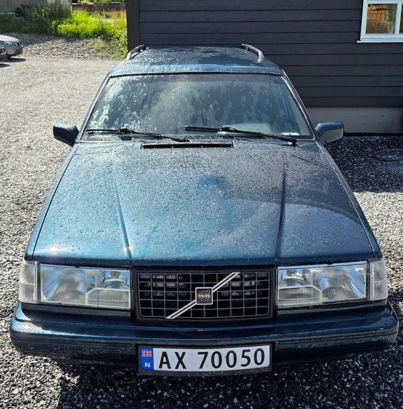 Volvo 940 3 of 5