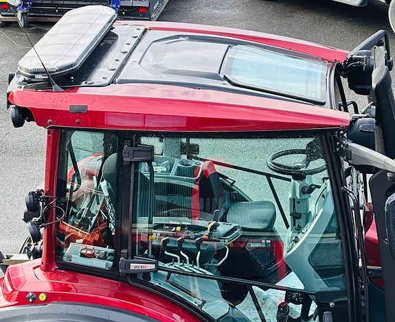 Valtra Valtra G135 Active selges, fullfjæret, garanti 2024, kr 1 149 000,-