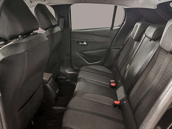 Peugeot e-208 20 of 25