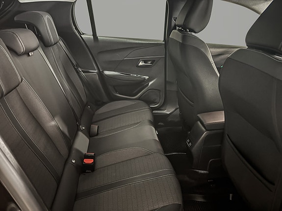 Peugeot e-208 19 of 25