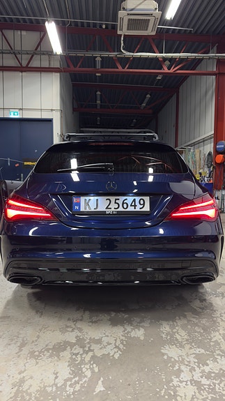 Mercedes-Benz CLA180 5 of 5