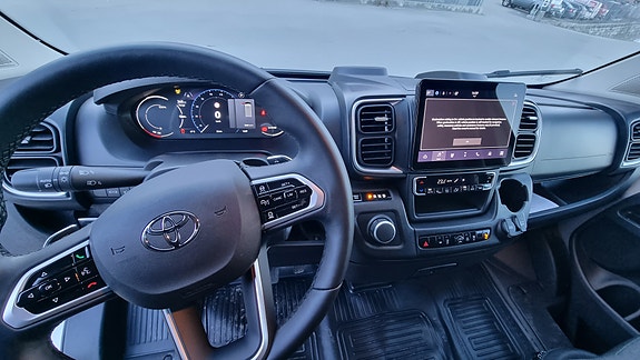 Toyota ProAce Max 15 of 19