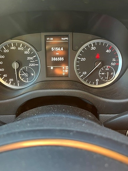 Mercedes-Benz Vito 116 2 of 8