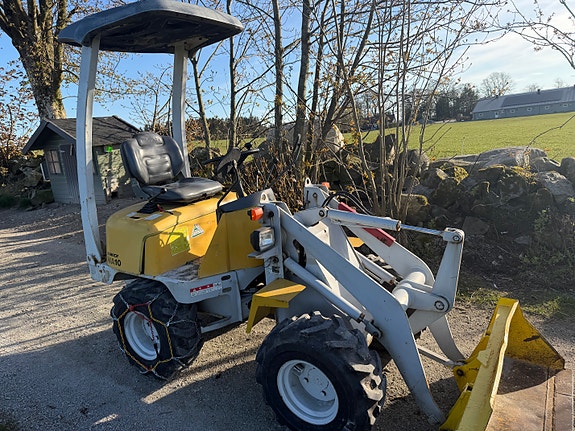 Komatsu WA10 980 kg minihjullaster