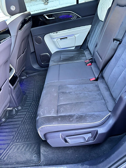 Hongqi E-HS9 5 of 20