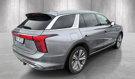 Hongqi E-HS9 15 of 20