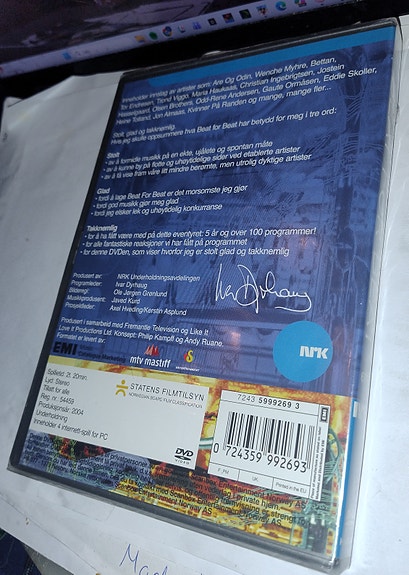 Product image 2 of 2