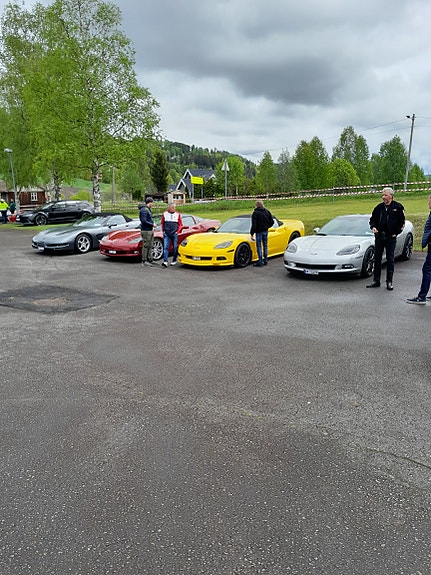Chevrolet Corvette 12 of 12