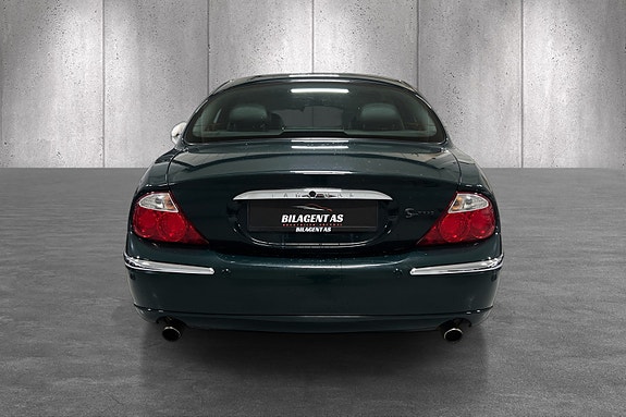 Jaguar S-TYPE 5 of 5