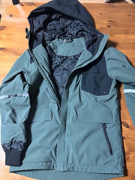 Product image 9 of 9