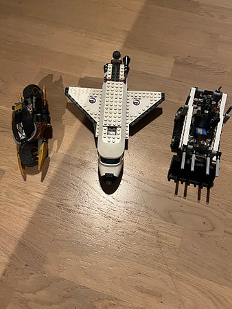 LEGO City romfartøy og kjøretøy sett