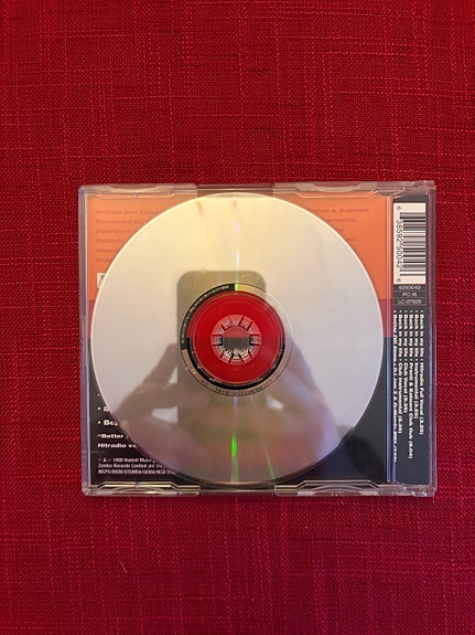 Product image 3 of 3