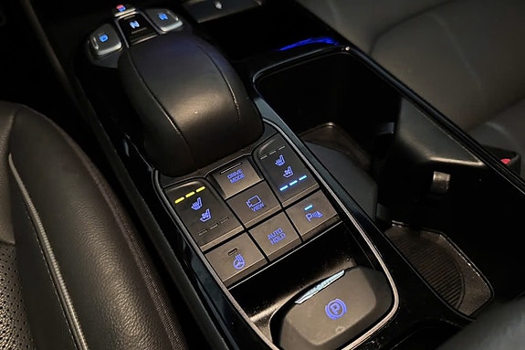 Hyundai IONIQ 7 of 22