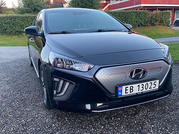 Hyundai IONIQ 4 of 22