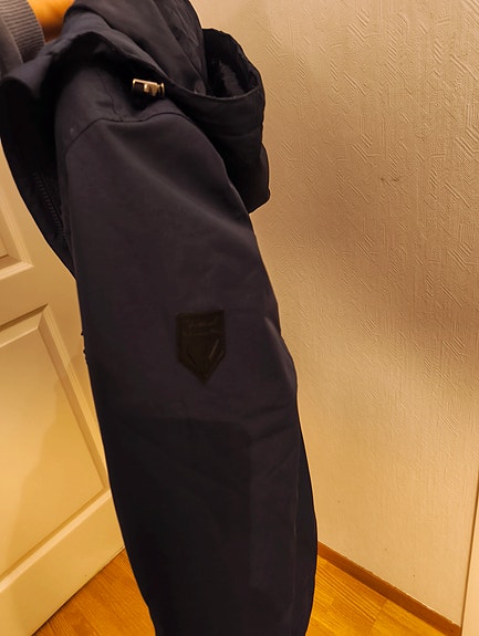 Product image 8 of 9