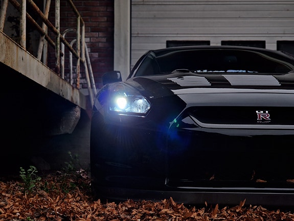 Nissan GT-R 18 of 27