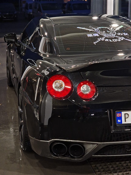 Nissan GT-R 7 of 27