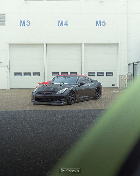 Nissan GT-R 22 of 27