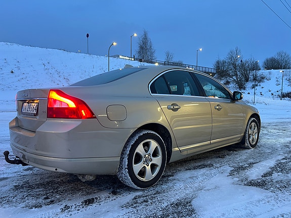 Volvo S80 14 of 30