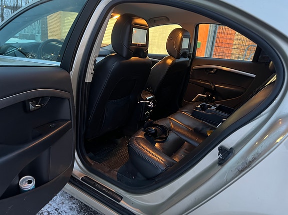 Volvo S80 24 of 30