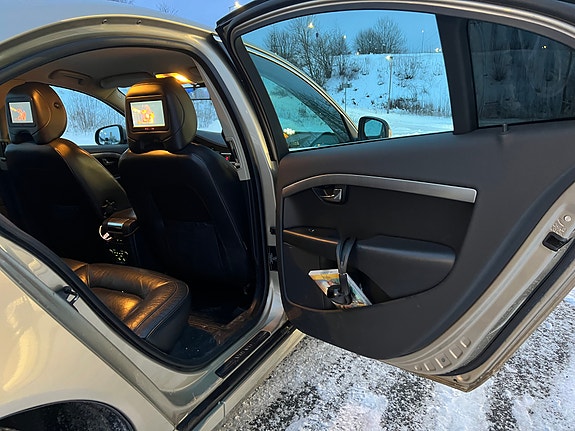 Volvo S80 29 of 30