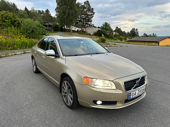 Volvo S80 5 of 30