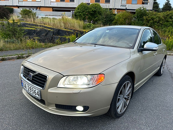 Volvo S80 3 of 30