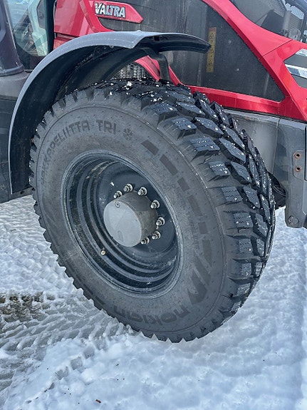 Valtra Q305 Fronthydraulikk/PTO/GPS 2023, kr 2 230 000,-