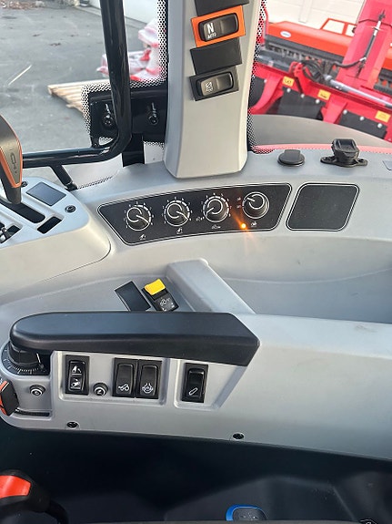 Valtra A95H2 2025, kr 719 000,-