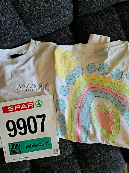 De ansatte deltar på Holmenkollstafetten :)