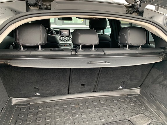 Mercedes-Benz GLC350 e 15 of 21