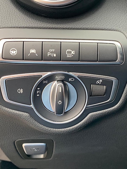 Mercedes-Benz GLC350 e 9 of 21