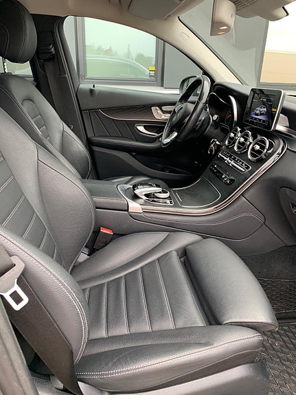 Mercedes-Benz GLC350 e 21 of 21