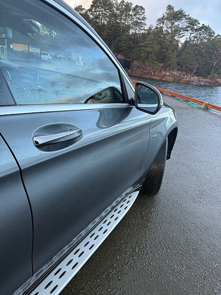 Mercedes-Benz GLC350 e 7 of 21